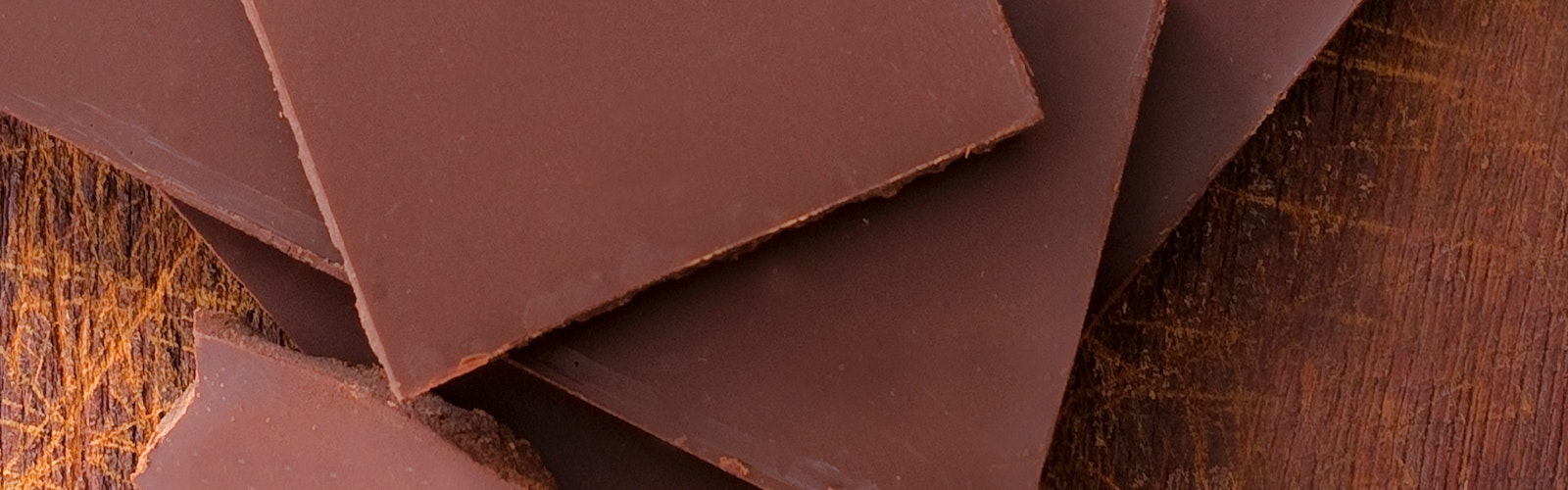 The Verse Chocolate brand design image of chocolate bars.