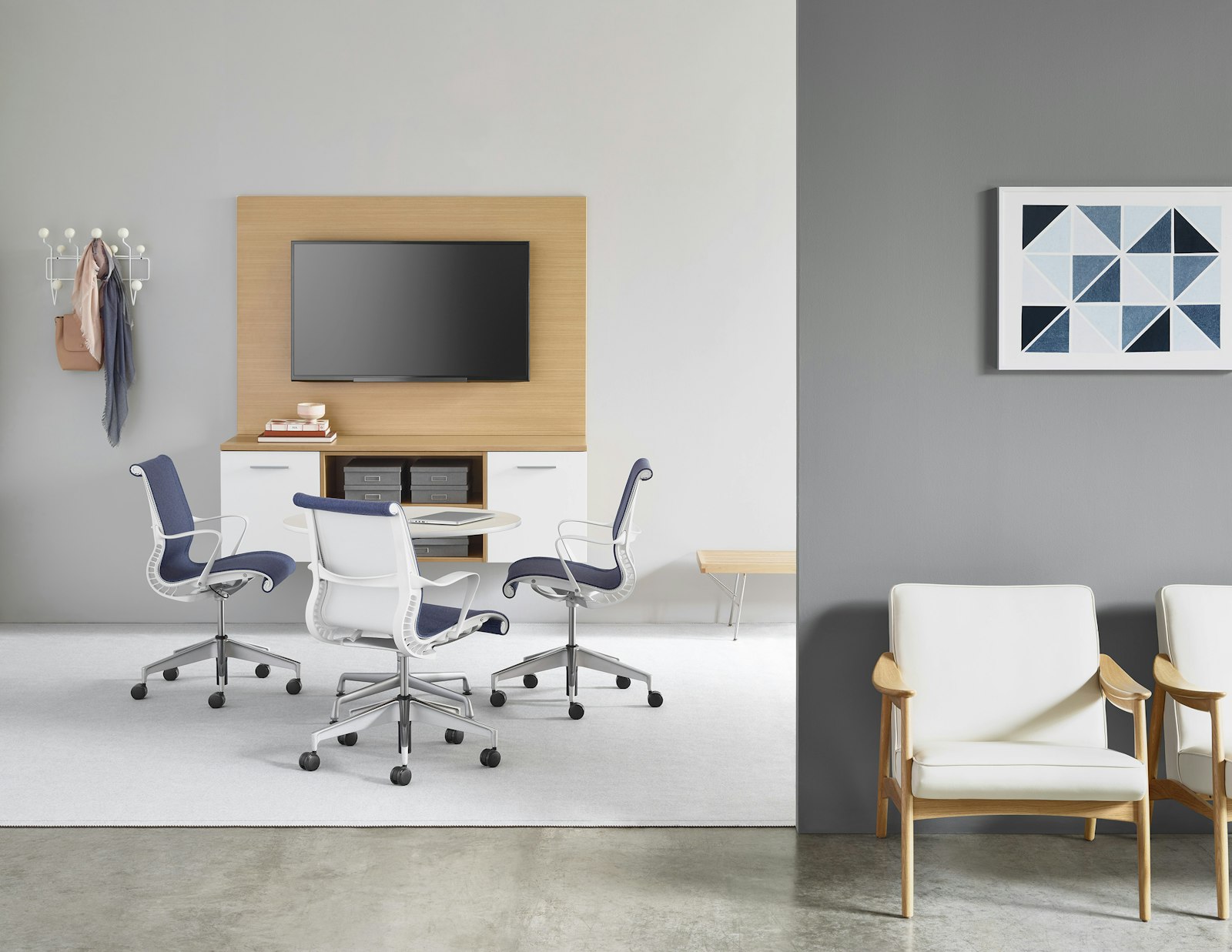 Herman Miller Ch b