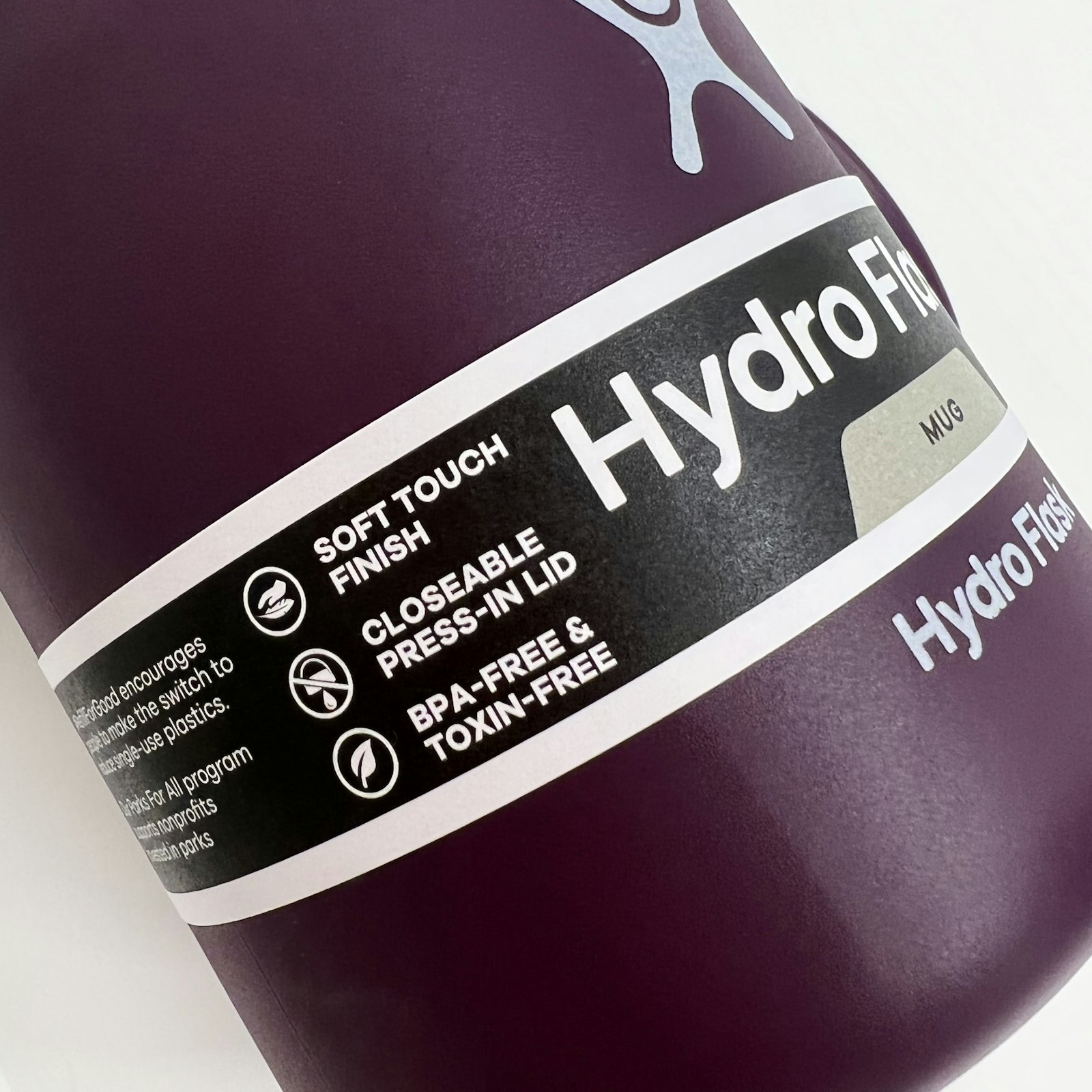 Hydro Flask social closeup2