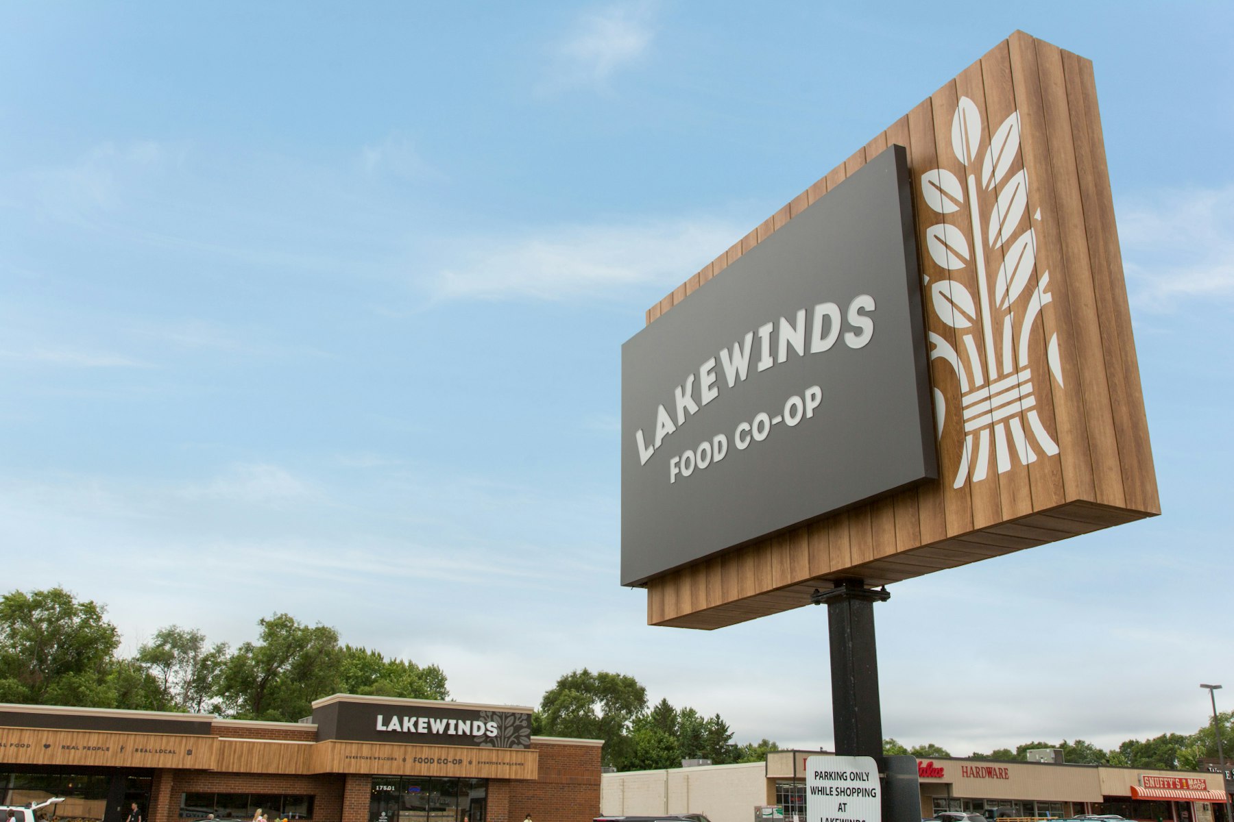 Lakewinds Sign C